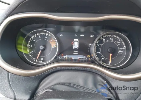 2018 Jeep Cherokee Limited 4X4 z USA, uszkodzony, nr VIN 1C4PJMDX5JD555577